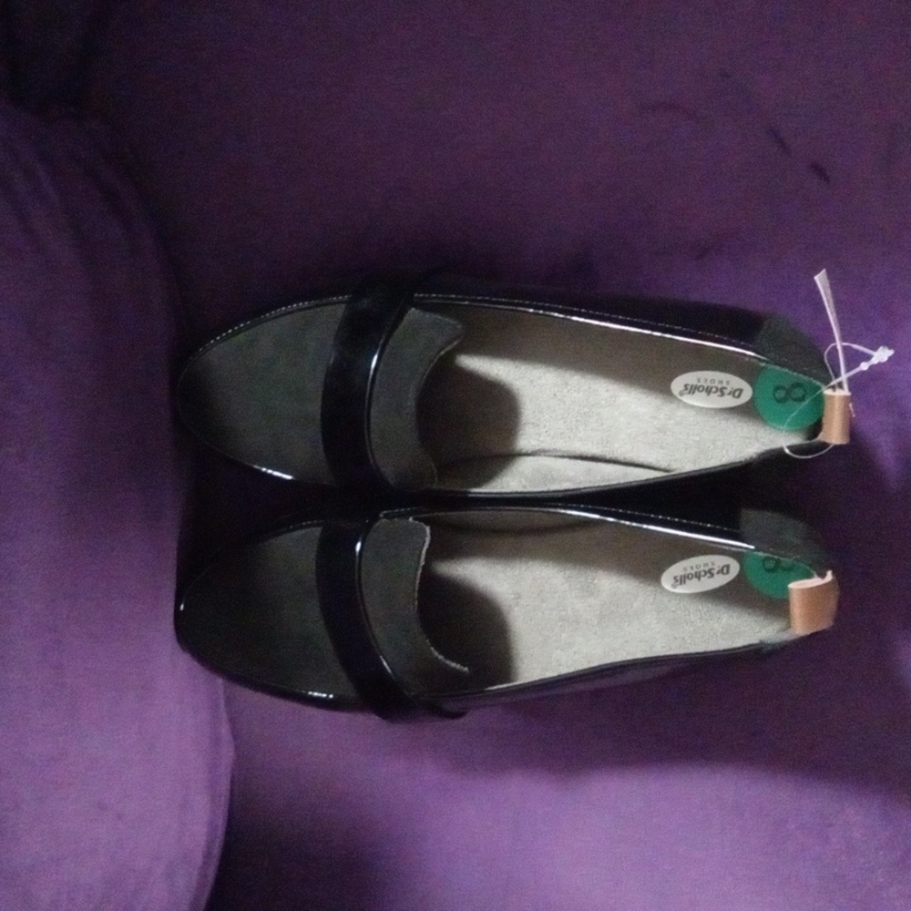 Dr. Scholl's Black and Gray Loafers with Classic Design - Picture 2 of 3